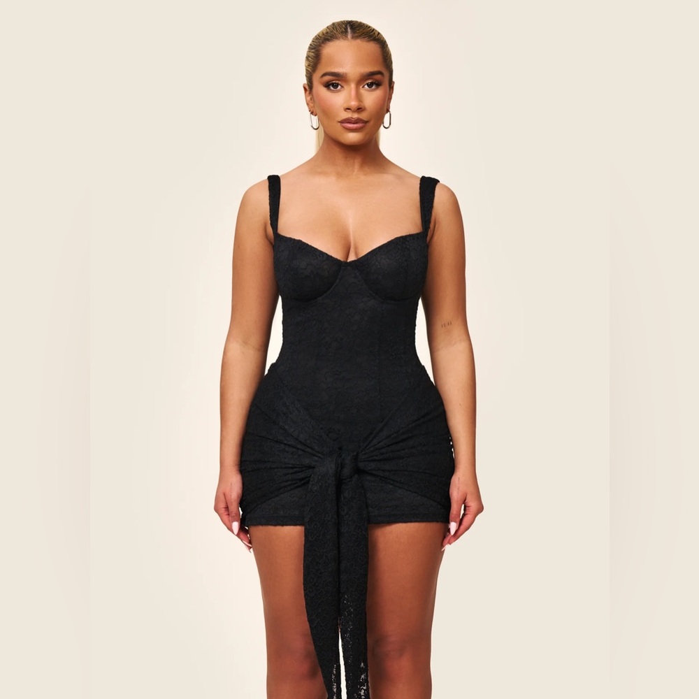 Elegant Black Mini Dress